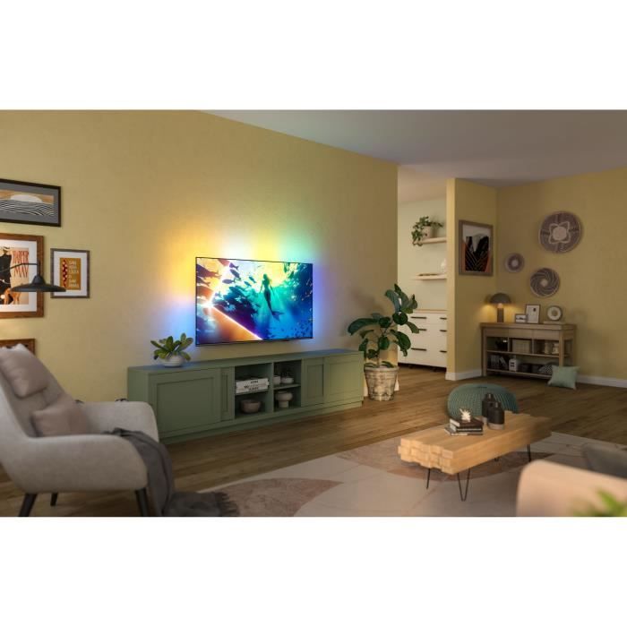 Philips 55PUS8000 Ambilight (inclus 1 an Disney+) - TV LED 55 (139 cm) - 4K UHD 3840x2160 - HDR10+ - Smart TV - 3xHDMI